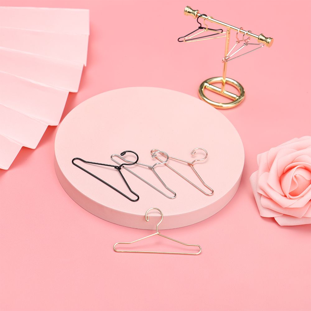 How-To: Turn Paperclips into Mini Hangers for Dolls or Displays