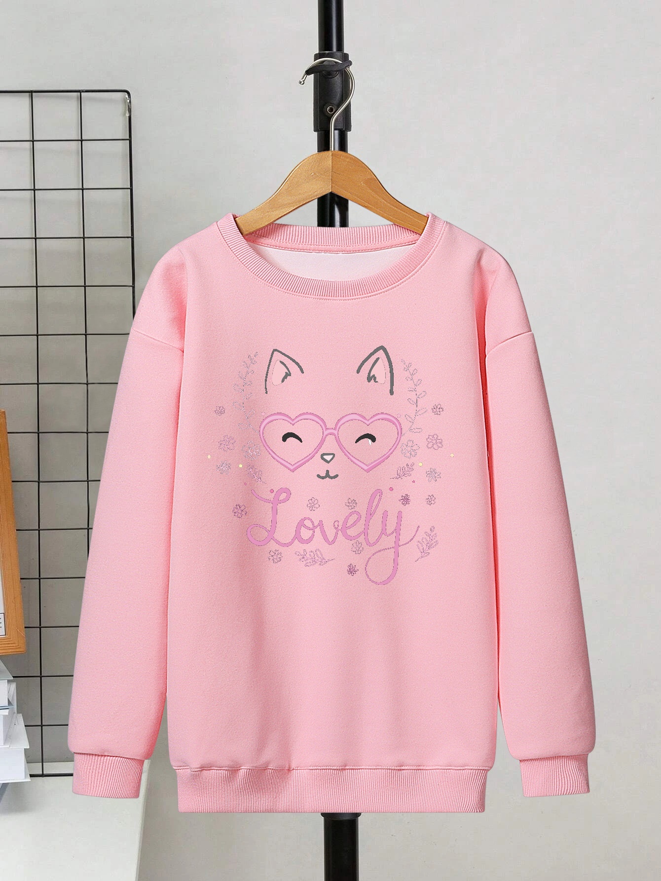 Stylish sweatshirt for discount girls