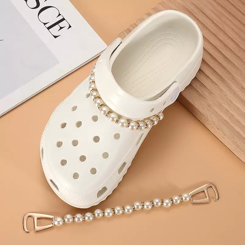 Crocs 2024 with pearls