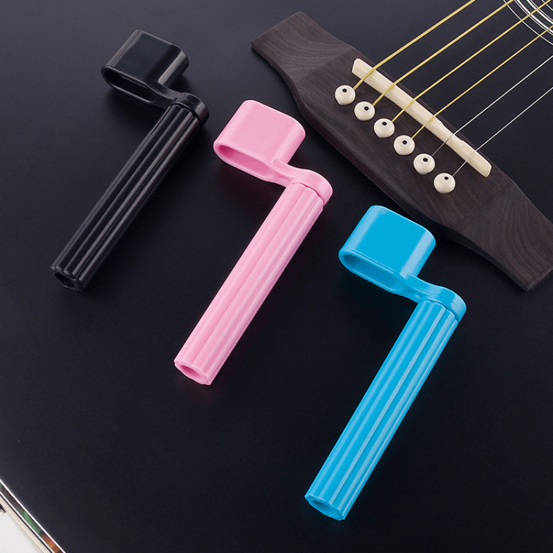 LALOCAPEYO Guitar String Winder Cutter Pin Puller - 3 in 1 Multifunctional  Guitar Maintenance Tool/String Cutter + String Peg Winder + Pin Puller  Instrument Accessories, Coll Online