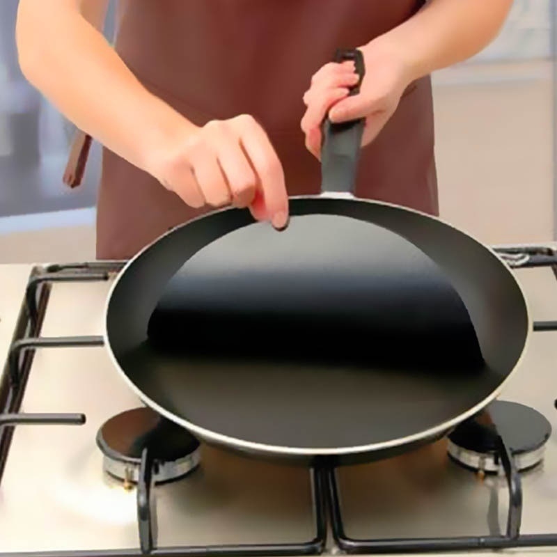 1pc Teflon Coated Non-stick Flat Fry Pan Round Cast Iron Skillet