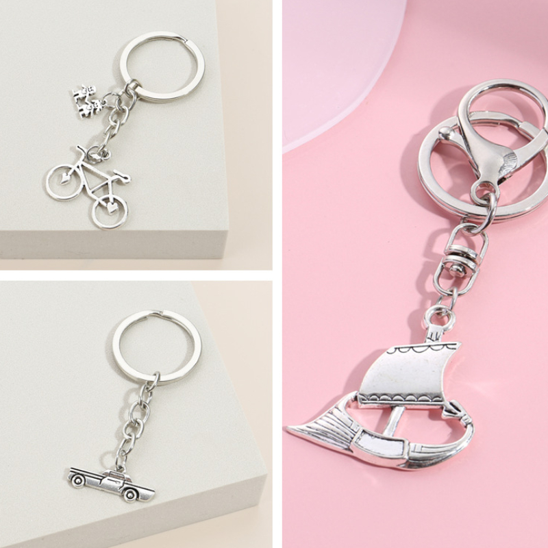 Preppy Alloy Keyrings & Keychains Non-braided With Movable Robot