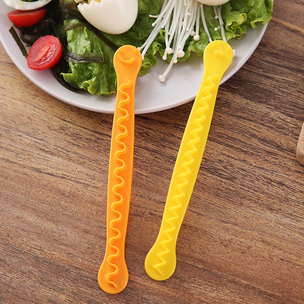 2pcs Kitchen Fancy Egg Cutter Kitchen Creative Everything Two Lace