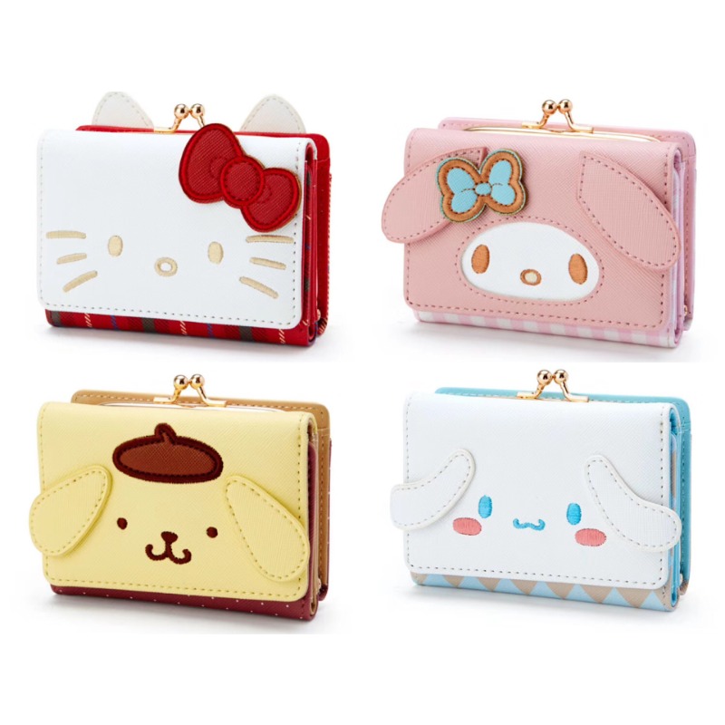  Hello Kitty Vintage Clasp Coin Purse : Clothing, Shoes