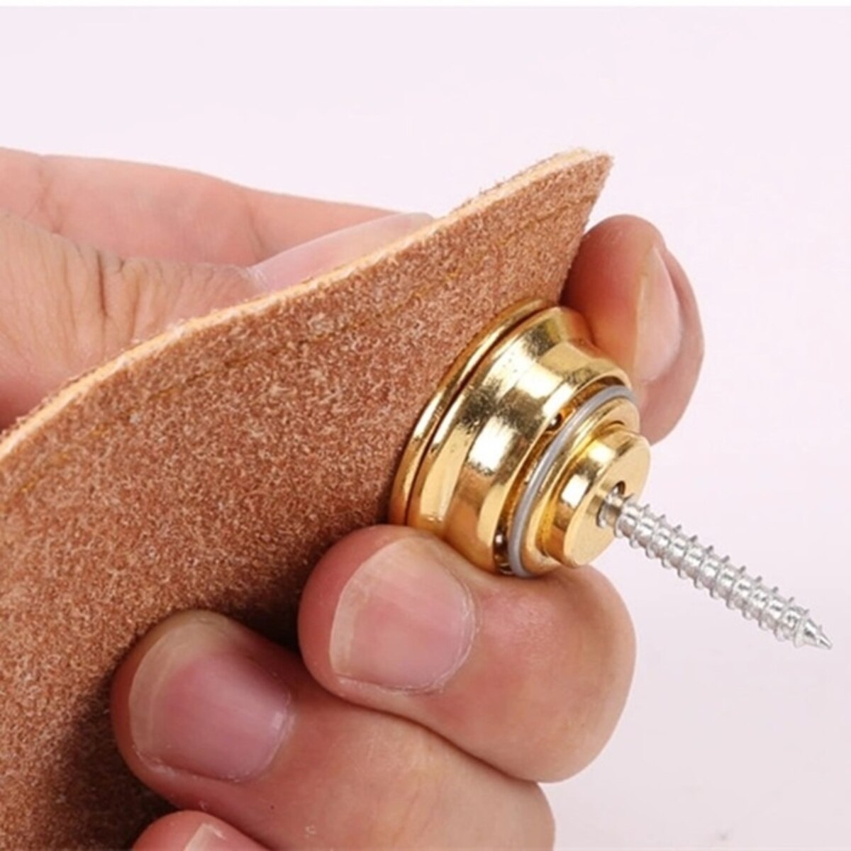 1pc Heavy Duty Guitar Strap Lock with Secure Button Locking Mechanism - Anti-Slip Straplock for Electric, Acoustic, Bass, Ukulele - Compatible with Guitar/Bass/Ukulele Straps - Durable Metal Construction (Black/, Ideal for Live Performances & Practice Sessions) - Musician Accessory, Instrument Safety, Sleek Design, Reliable Fastening, Antislip Grip, Bass Players