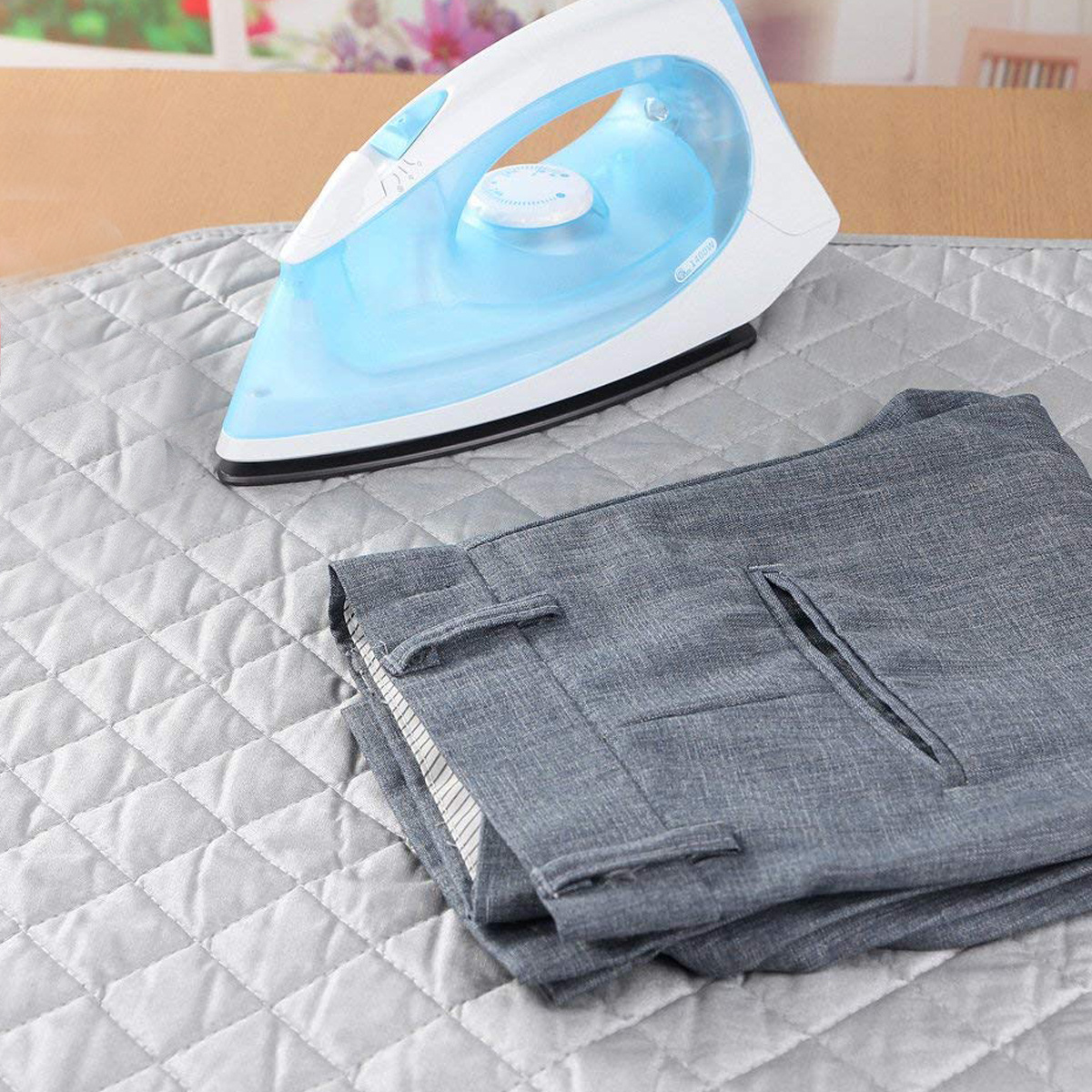 Portable Foldable Ironing Pad Mat Blanket for Table Travel Ironing
