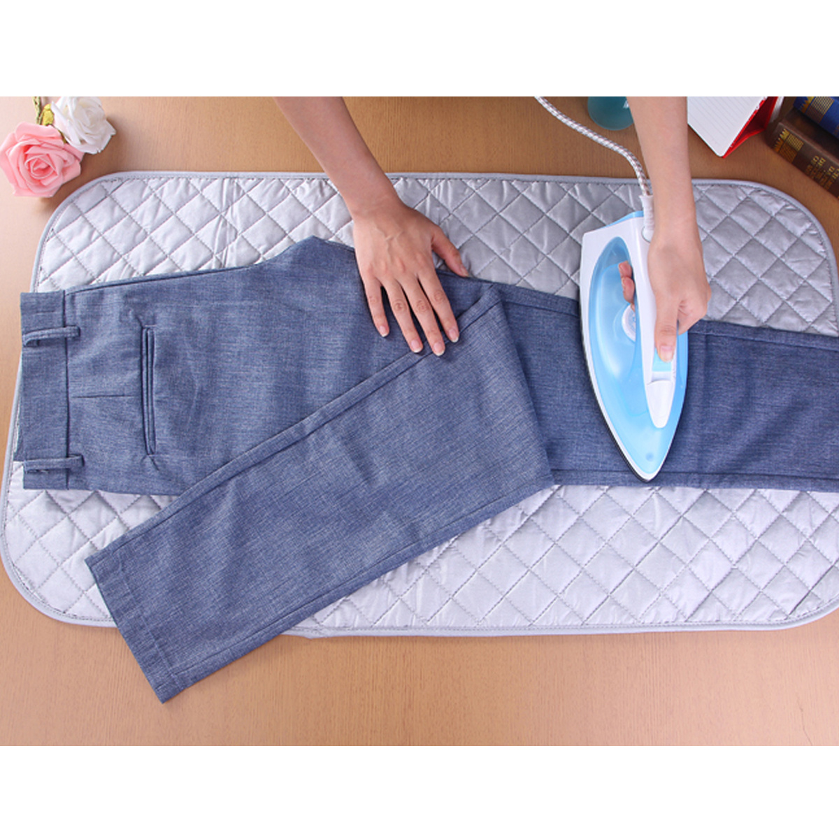 Ironing Pad Anti-Slip Ironing Mat Heat Resistant Iron Board Blanket for  Table 