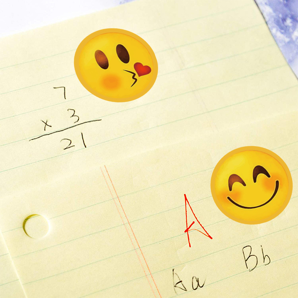 500 pcs/rouleau Smiley Face Autocollant Quatre Couleurs Sourire Autocollants  Encourageant Tag Étiquettes Pour Enfants Enseignant Récompense Autocollant  Pour Les Étudiants, 50 pcs : : Fournitures de bureau