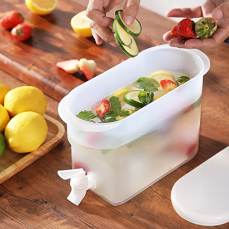 1 Pz Erogatore D'acqua Con Tappo Per Acqua Ghiacciata, Tè Alla Frutta E  Altro, Contenitore Per Bevande In Plastica Con Grande Capienza Per Uso  Domestico, Perfetto Per L'estate - Temu Italy