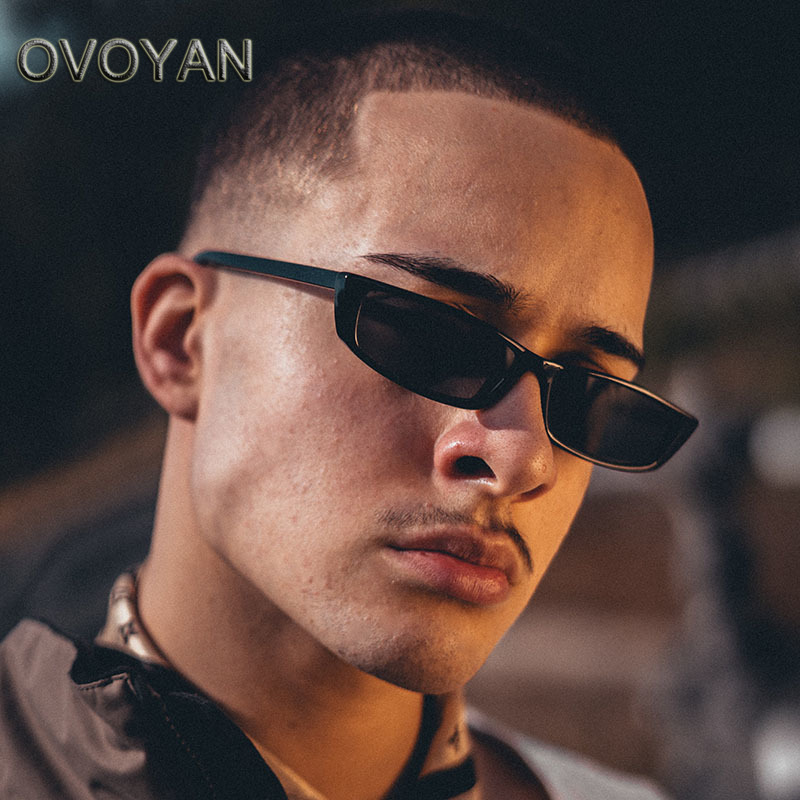 OVOYAN、メンズ用の小さなフレームのファッション眼鏡、ヴィンテージの長方形のパンクファッション眼鏡