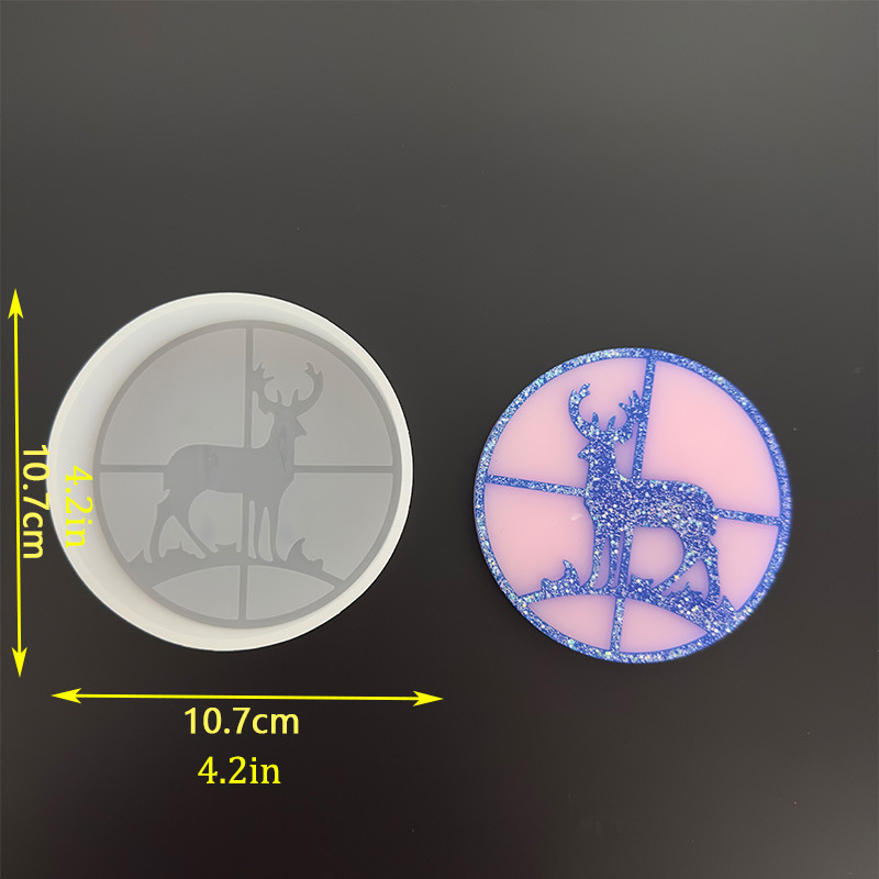 Christmas Deer in Scope Silicone Freshie Mold, Rifanda Car Freshie Silicone  Mold Aroma Beads for Car Freshies, Car Freshies Supplies Christmas Car