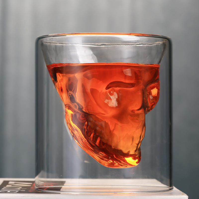 Double-Walled Skull Head Whiskey Glass • The Gentleman's Flavor