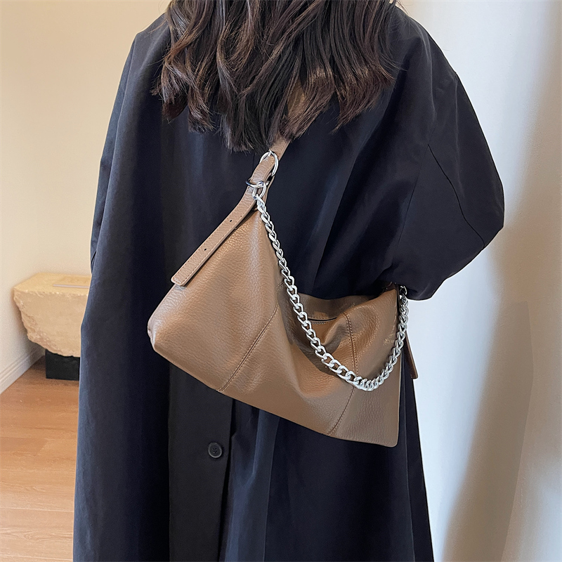 Luxury Designer Women Handbag Denim Clutch Bag Solid Color Underarm Bag  Vintage Simple Female Commuter Handbag for Office Travel