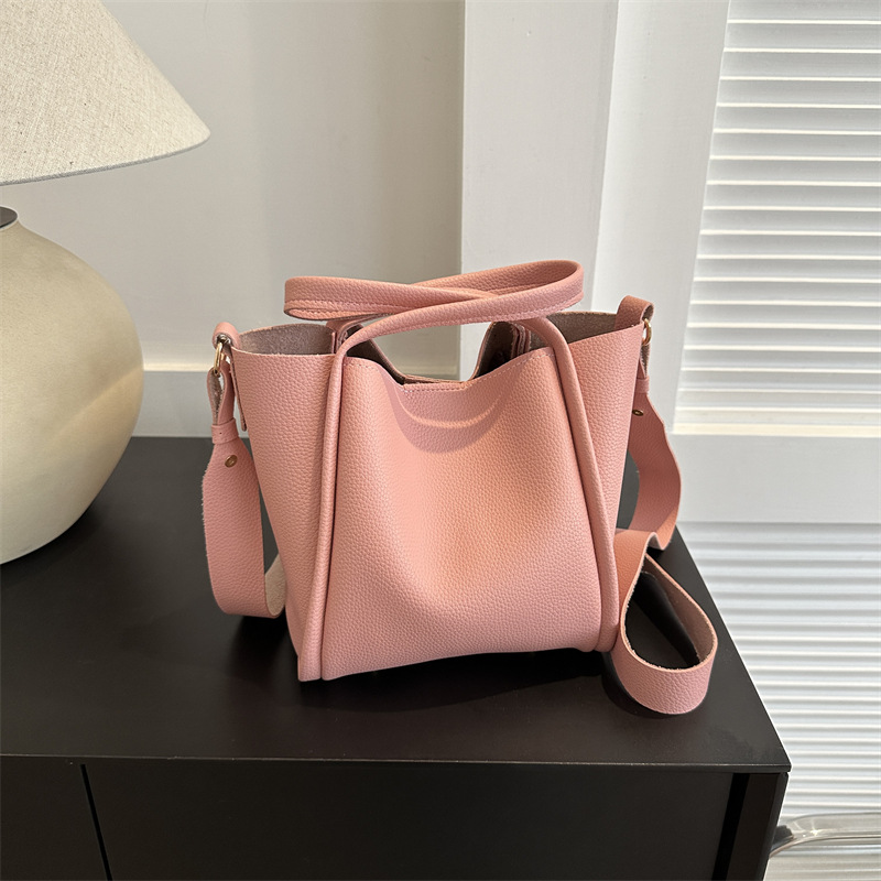 New Ladies Simple Soft Crossbody Bucket Small Bag