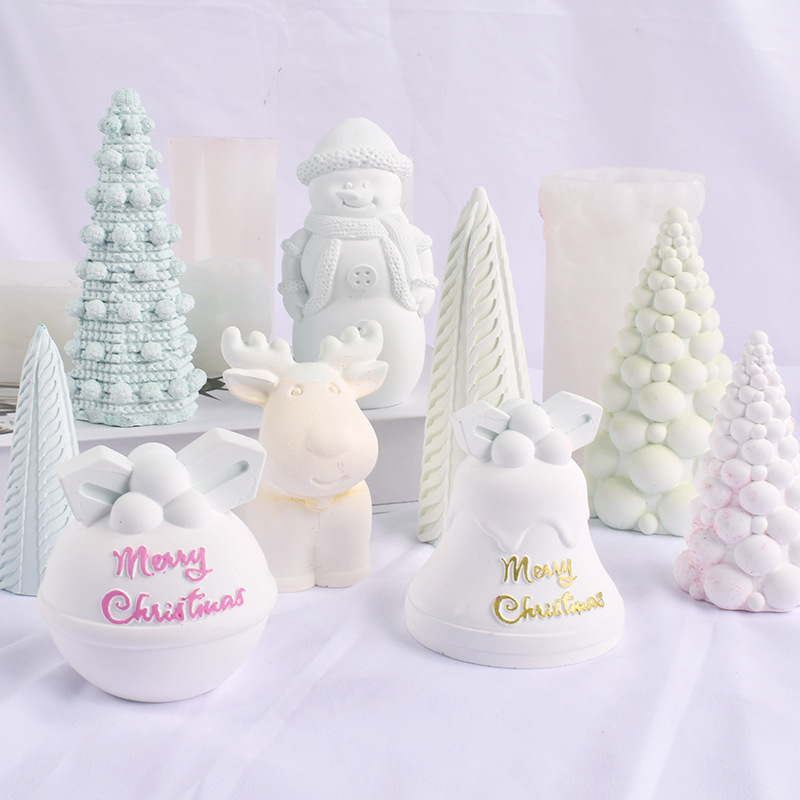 3D Christmas Silicone Candle Mold DIY Aromatherapy Candle Mould Snowman  Gypsum Resin Soap Ice Mould Home Decor Christmas Present