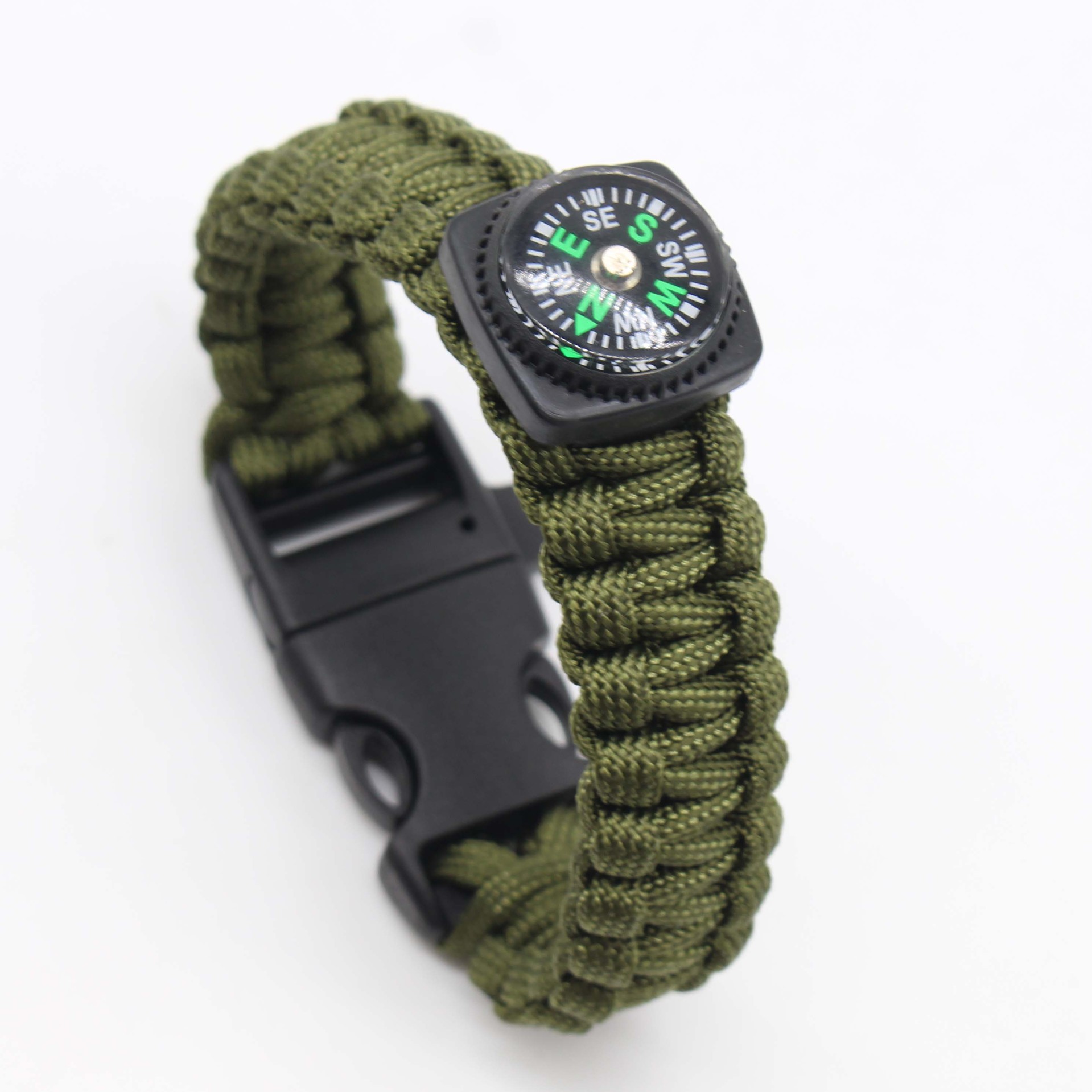 Bracciale di sopravvivenza (confezione da 2), Avviatore antincendio in  acciaio selce, fischietto, bussola, accessori per escursioni, kit  attrezzatura da campeggio selvaggio, bushcraft, emergenza