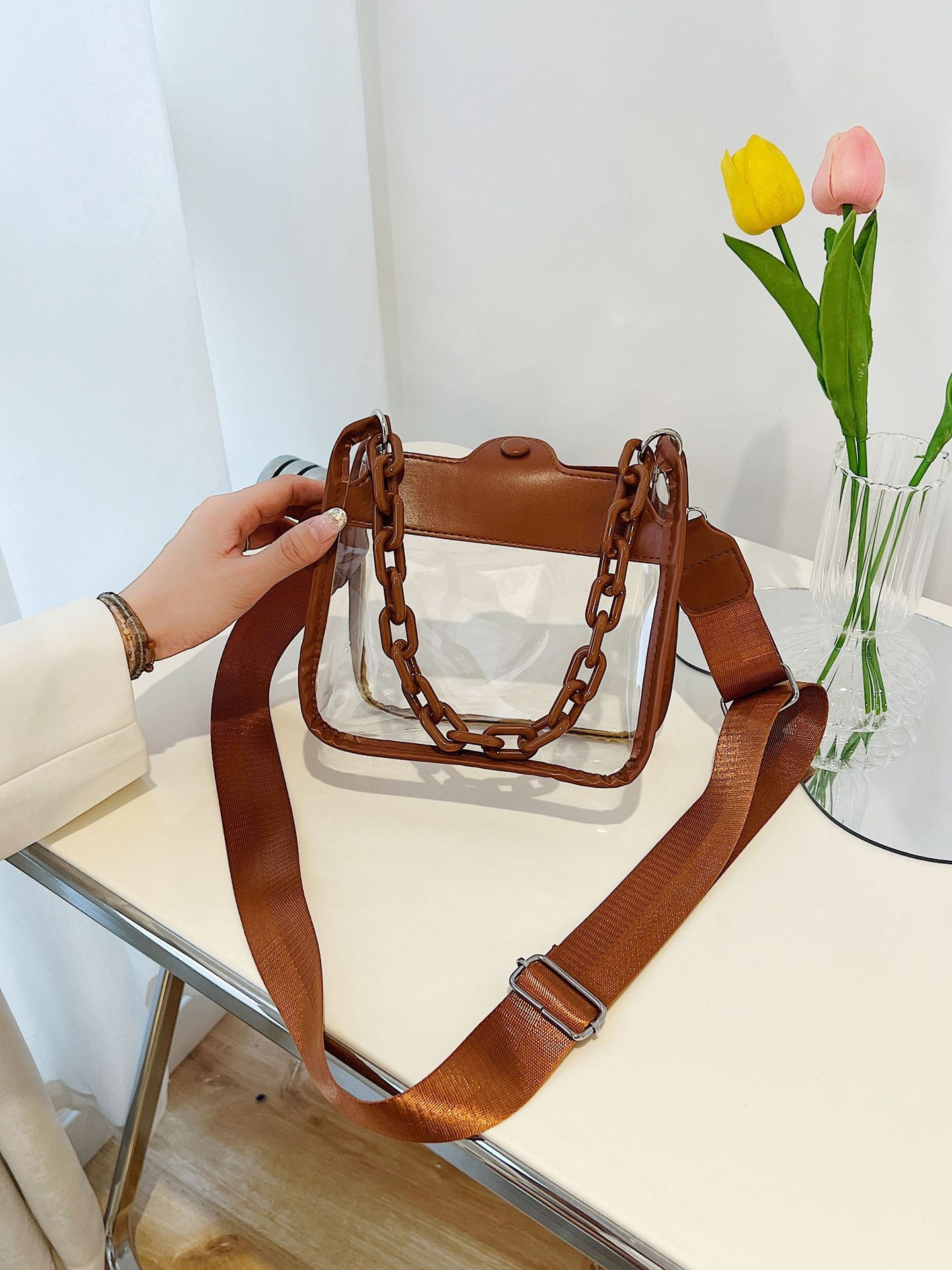 Acrylic hot sale chain bag