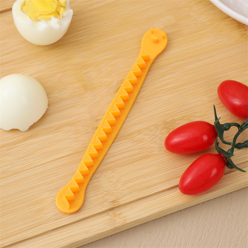 2pcs Kitchen Fancy Egg Cutter Kitchen Creative Everything Two Lace