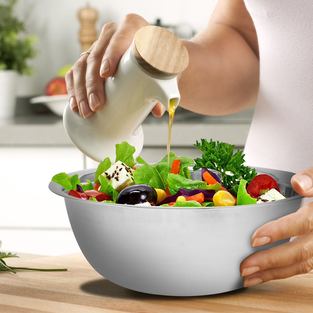 OXO Good Grips Salad Chopper & Bowl