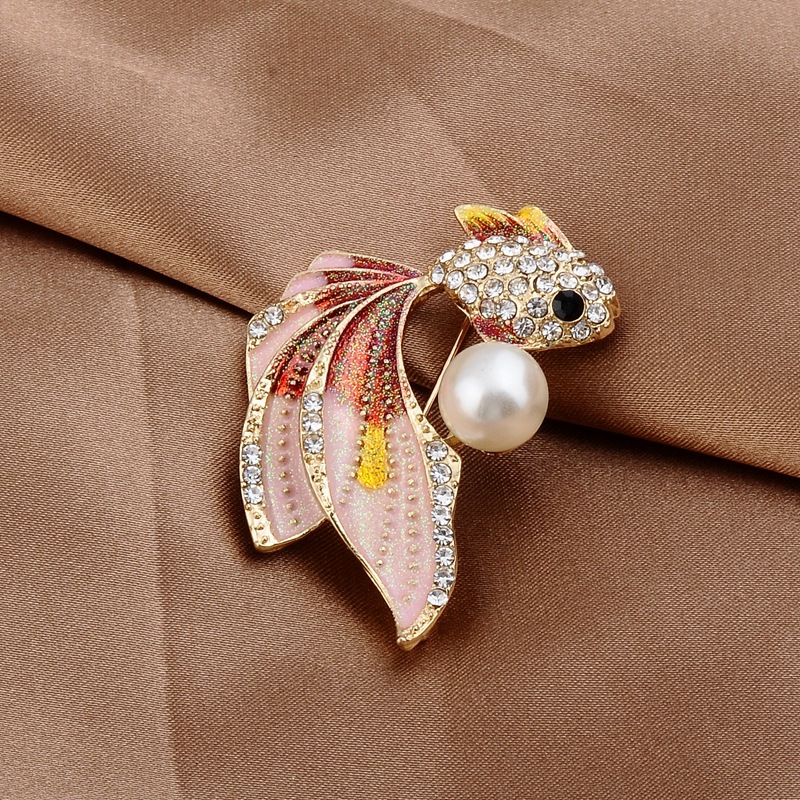 Brooches fashion clearance accessories