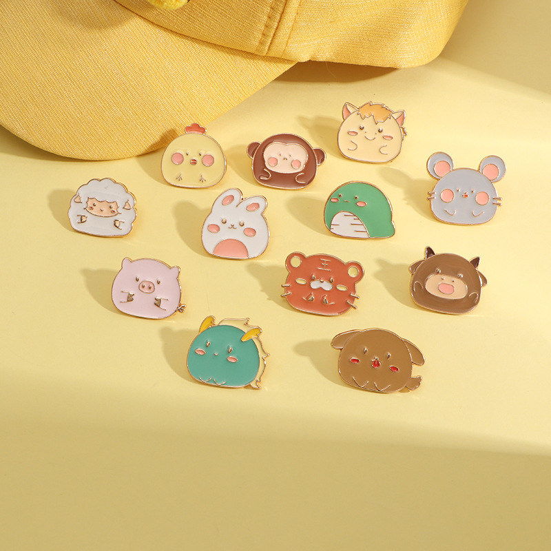 ̗̀pinterest: @bumblebrri ̖́-  Pin and patches, Cute pins, Pins