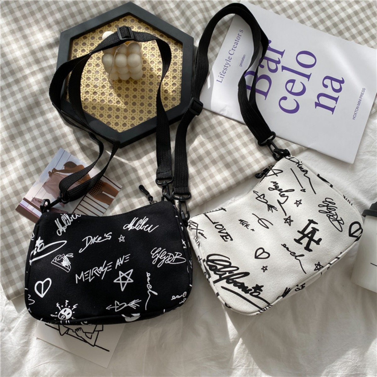 Smile Face Print Hobo Bag, Fashion Casual Pu Leather Shoulder Bag, Women's  Simple Versatile Daily Boston Bag & Handbag - Temu Czech Republic