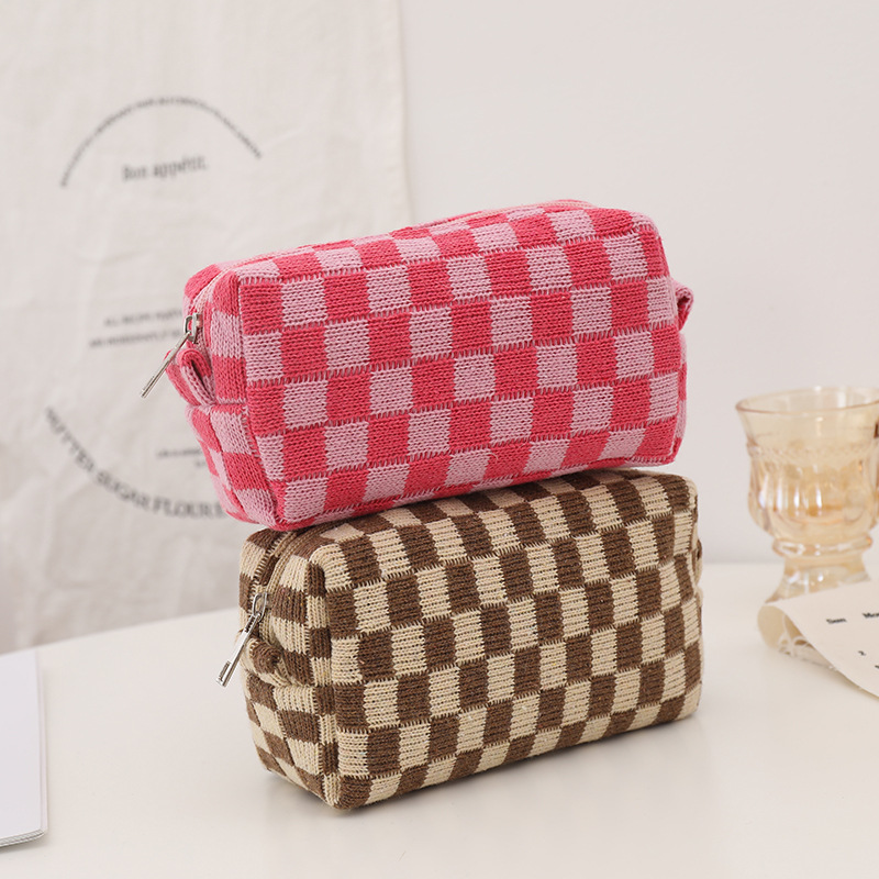 Checkerboard Travel Cosmetic Bag, Portable Makeup Storage Bag, Travel  Accessories Toiletry Bag - Temu