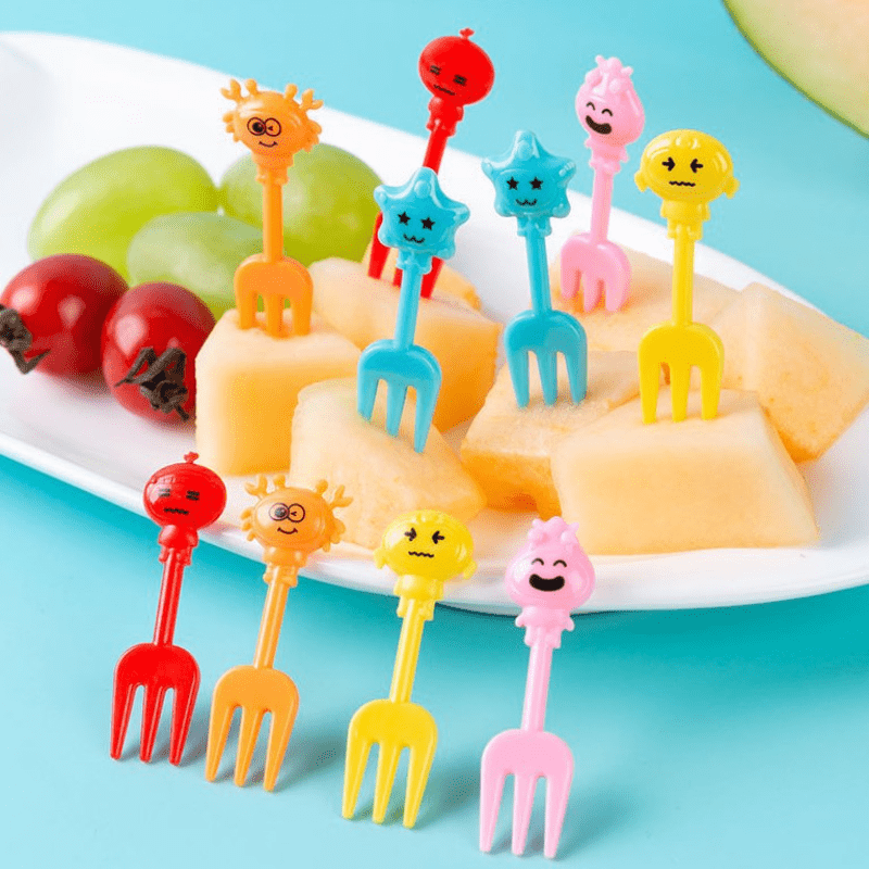 50PCS Animal Food Picks for Kids, Cute Cartoon Animal Fruit, Dessert  Toothpick, Mini Cartoon Toothpick Suitable for Family, Restaurant and Party  , Fun Kids Food Picks for Bento Box Accessories, Reusable Toddler