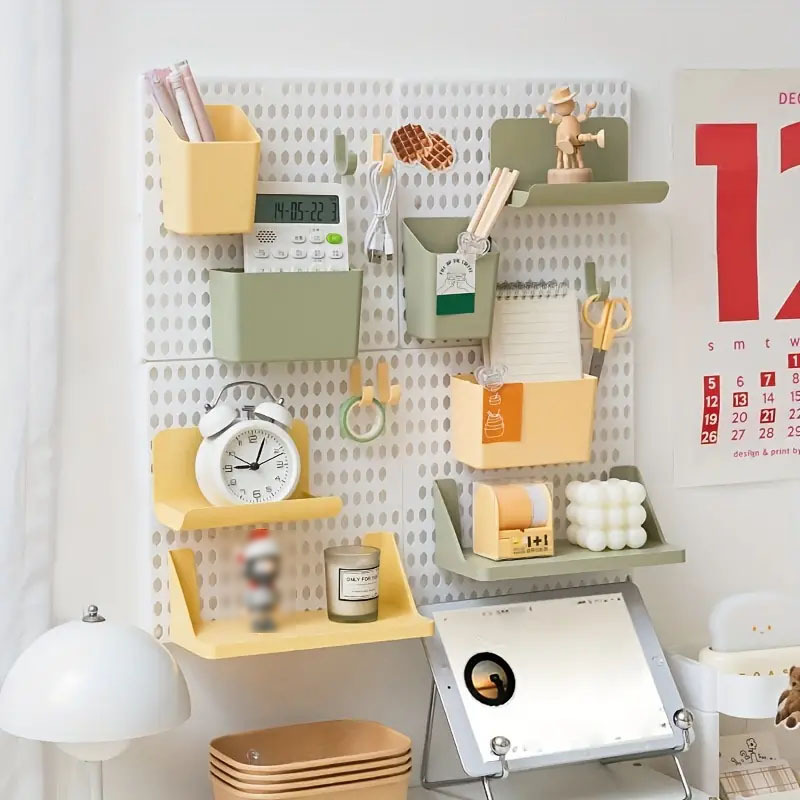 Renueva tu espacio con un versátil kit de tablero perforado: organiza sin  esfuerzo la configuración del hogar, la oficina y los juegos con soluciones