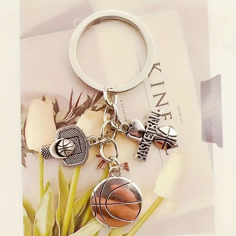 1pc Basketball Keychain for Men, Sports Style Key Ring, Sports Bag Accessory,Temu