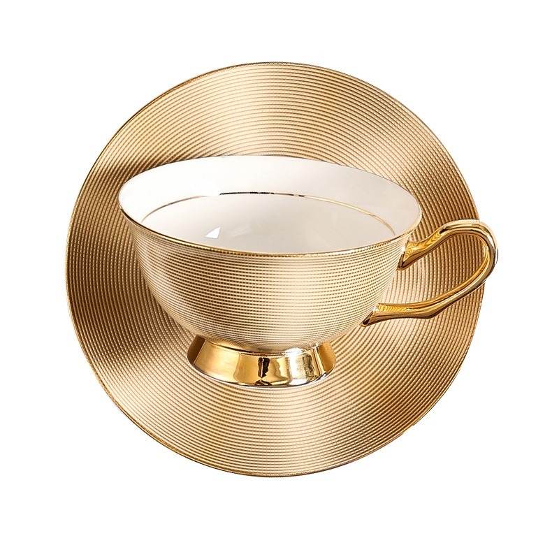 Cubi Giallo set of 2 espresso cups and saucers in gold - La Double J