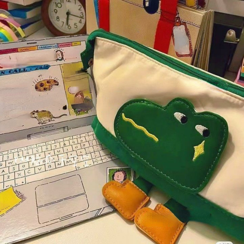 A Little Lovely Company Pencil Case - Crocodiles » Fast Shipping