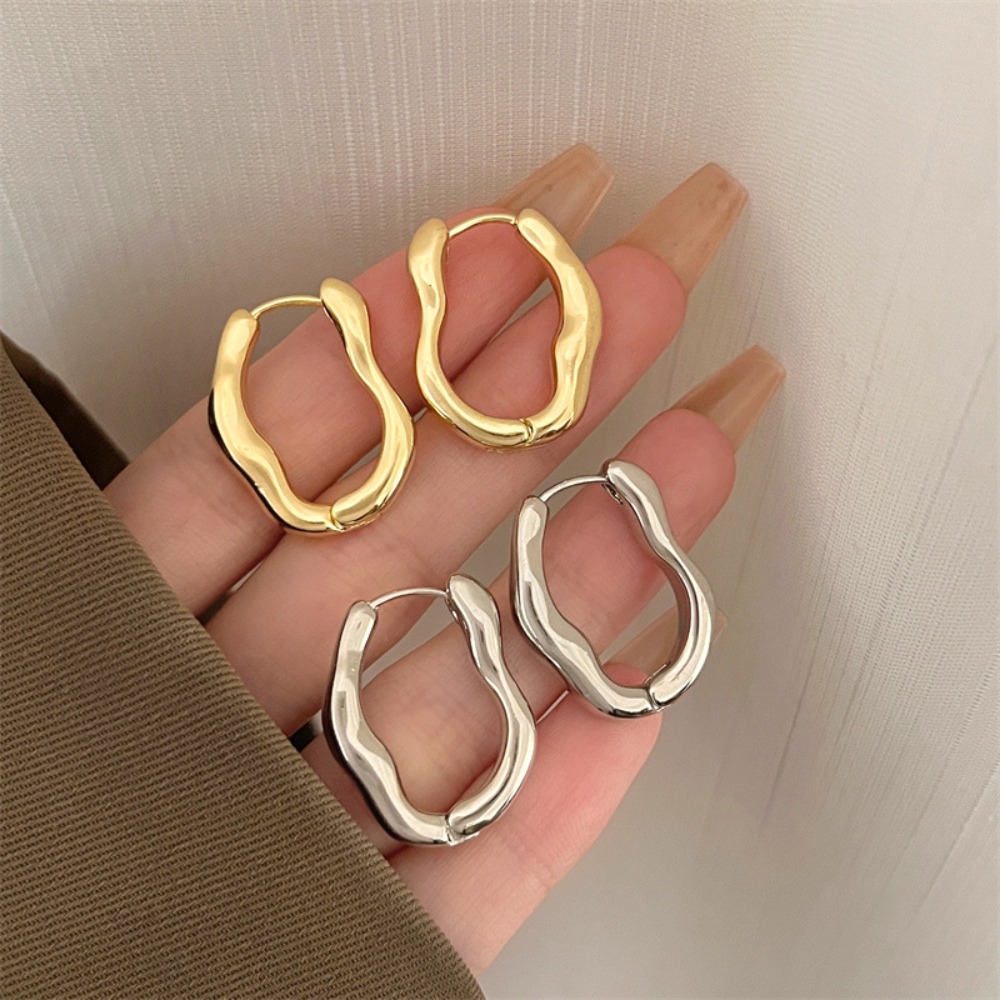 

Irregular Hollow Geometric Hoop Earrings Copper Silver Plated Jewelry Vintage Leisure Style Suitable For Women Daily Wear