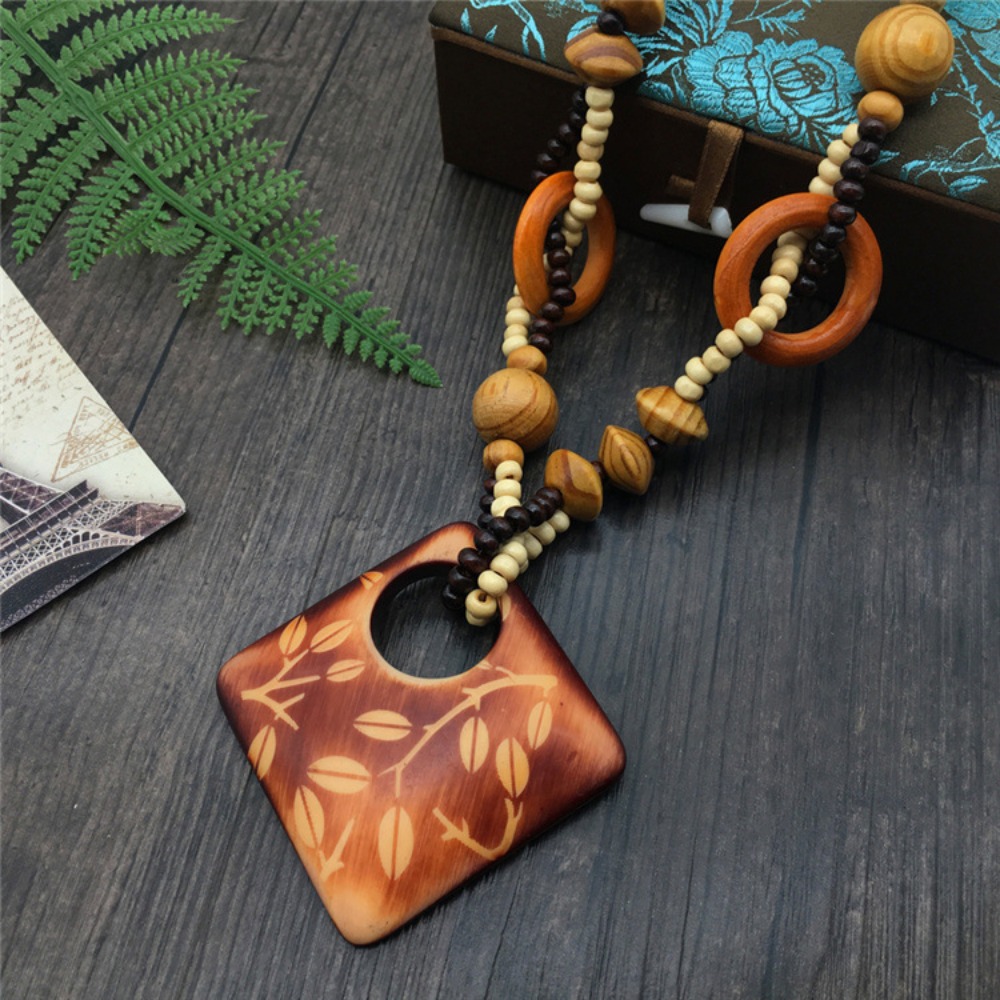 1pc 82cm Vintage Wood Beads Long Necklace Fish Elephant Leaf Moon Star Beach Resin Pendant Necklace for Men and Women,Temu