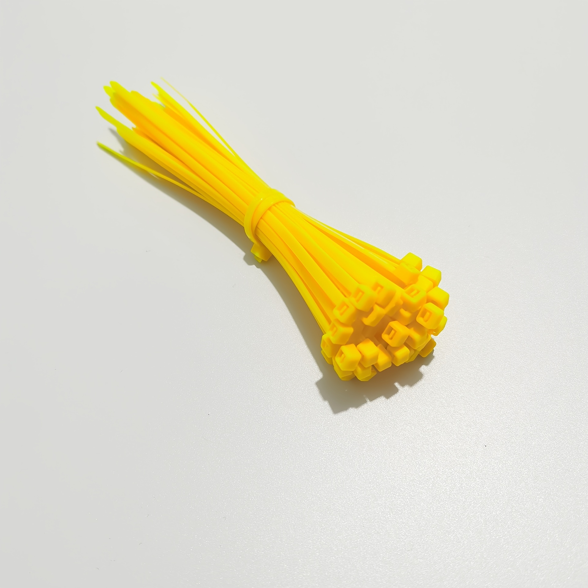 Bridas para cables amarillo neón 300 mm x 4,8 mm