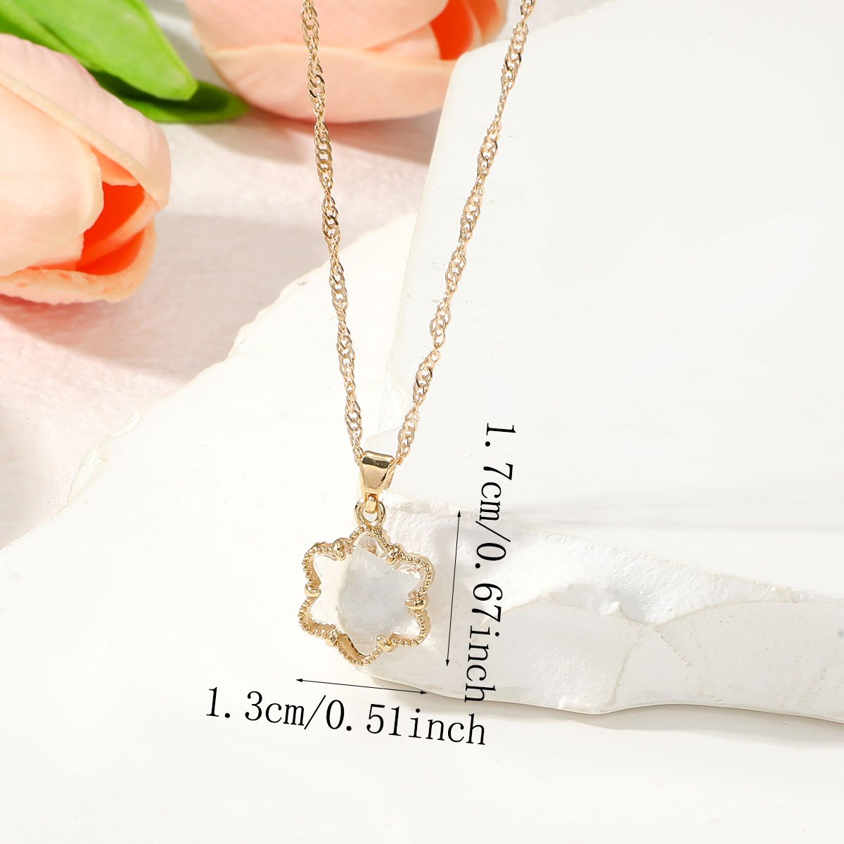 Buy Elegant Women's Gold Pendants , Necklaces, Charms and Chains