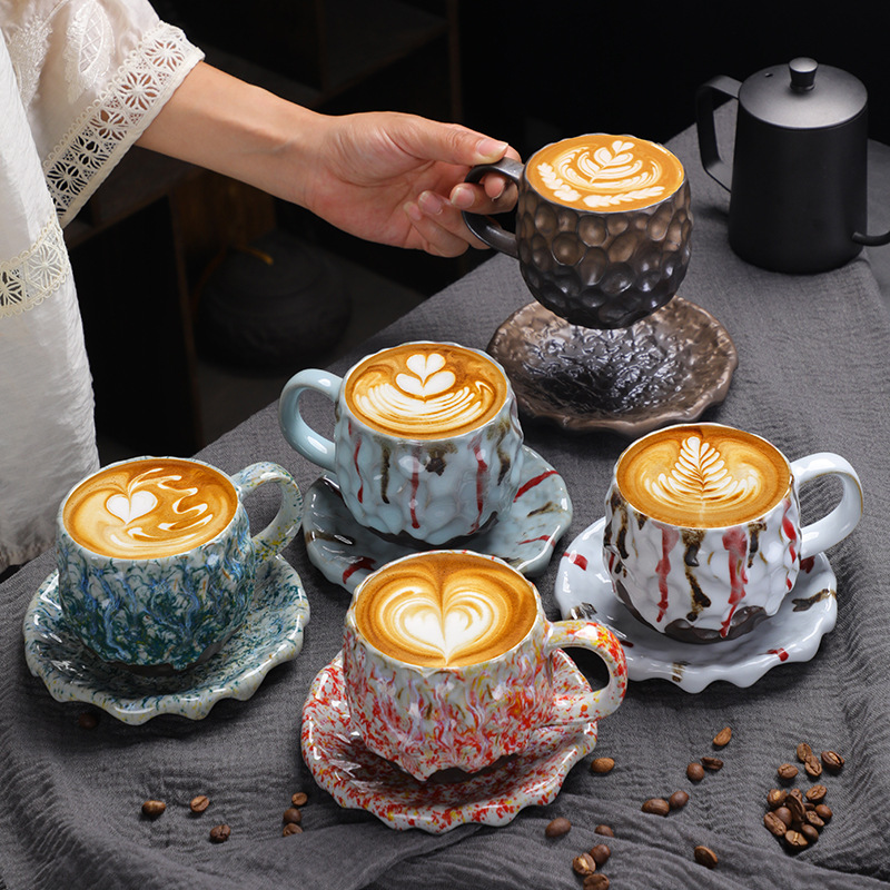 Tazza di caffè, tazza di ceramica con piattino e set di cucchiaio, coppia  tazza creativa ufficio ufficio colazione tazza di latte tazza di latte