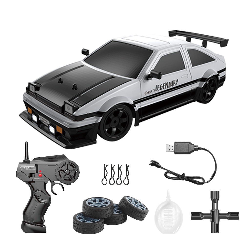 2.4G Drift Rc Car 4WD RC Drift Car Toy Controle Remoto GTR Modelo AE86  Veículo Carro RC Racing Car Brinquedo Para Presentes De Natal Para Crianças