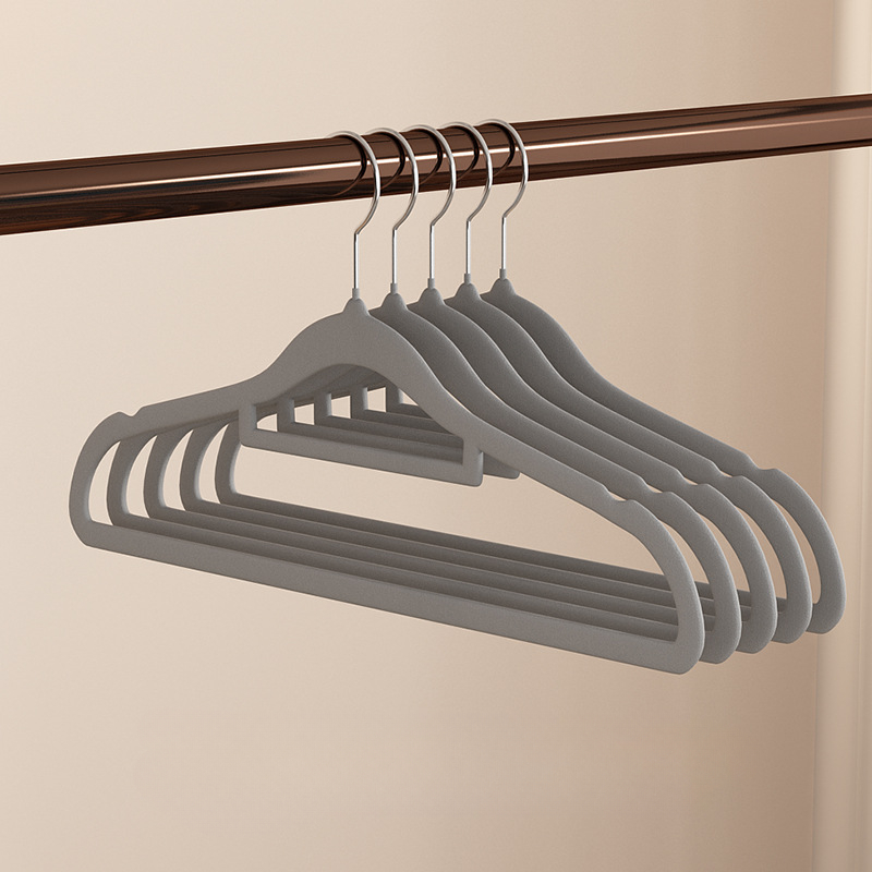 Metal Clothes Hangers Heavy Duty Clothes Racks set of 5 