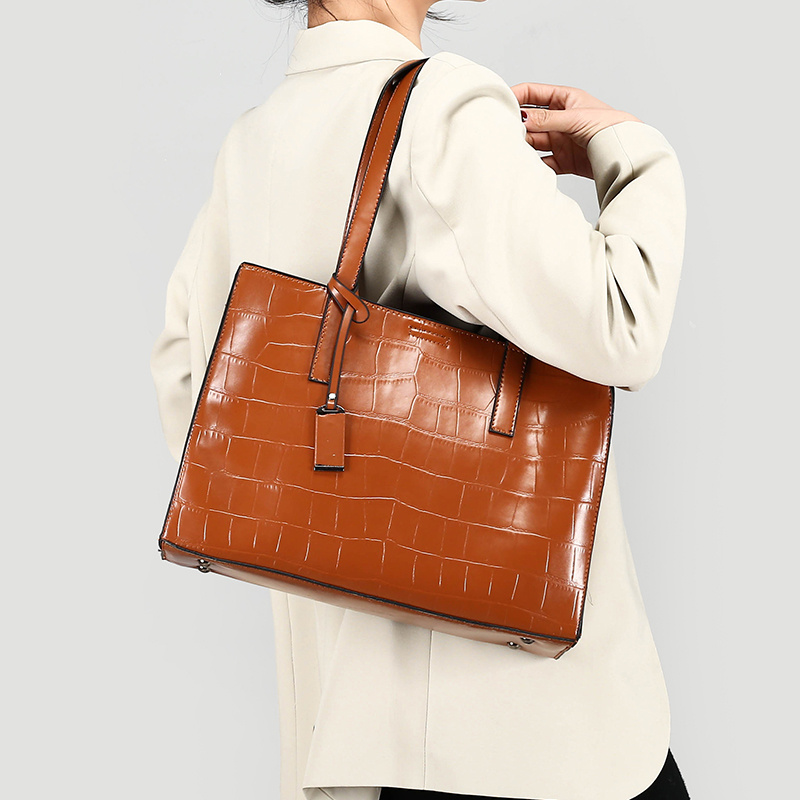 28 Best Leather Tote Bags in 2023