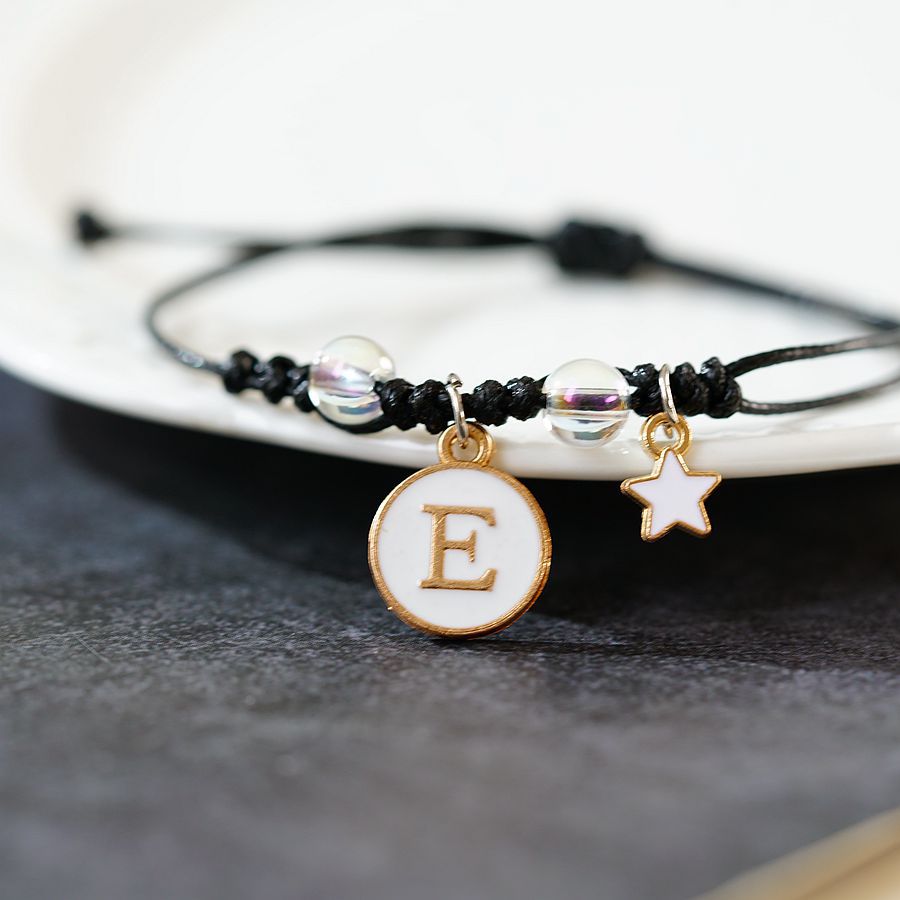 26 English Initial Letter Bracelet With Alloy Heart-shaped Charm