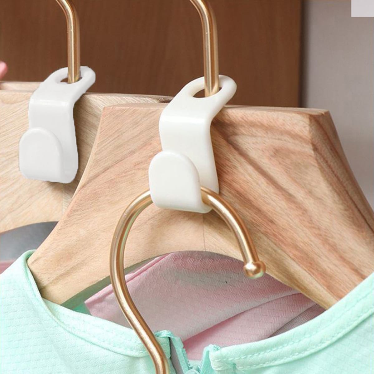 Stackable Multi-function Hanger Connection Hook Wardrobe Clothes Hanger  Overlay Storage Plastic Hanger Hook Hanger