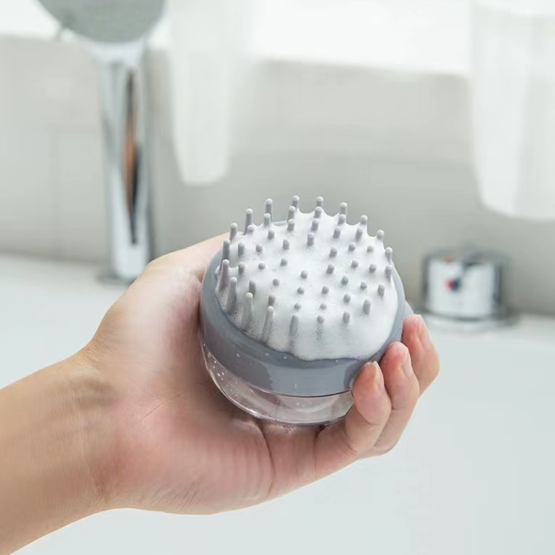 Pet Shampoo Brush Comb with Shampoo Storage