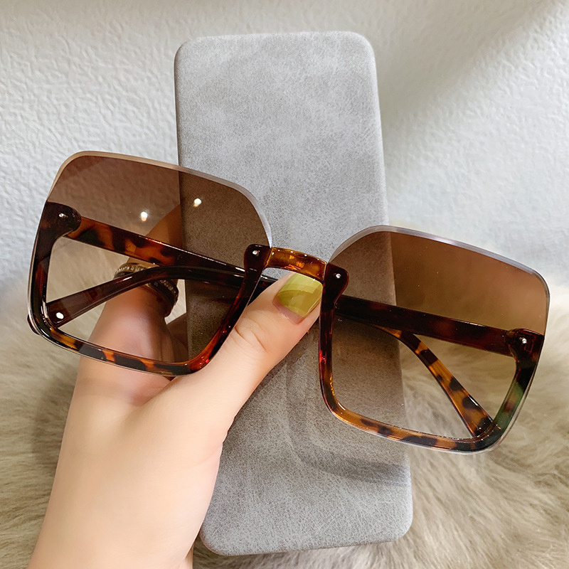 1pc Men's Square Shaped Fashionable Party Sunglasses With Glasses Case in  2023