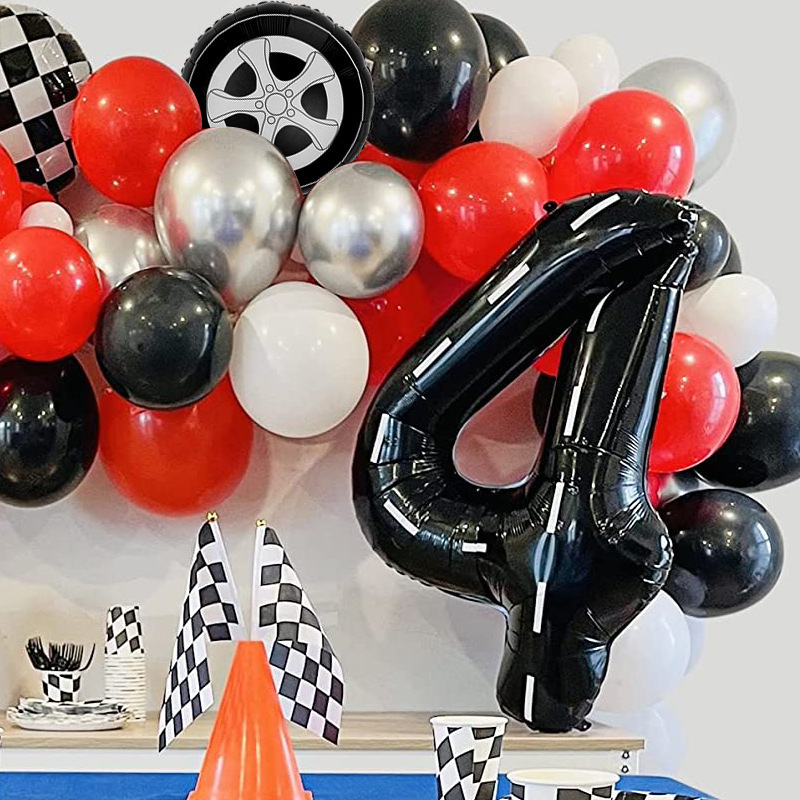 Balões quadriculados preto e branco – Pacote com 6 balões de carro