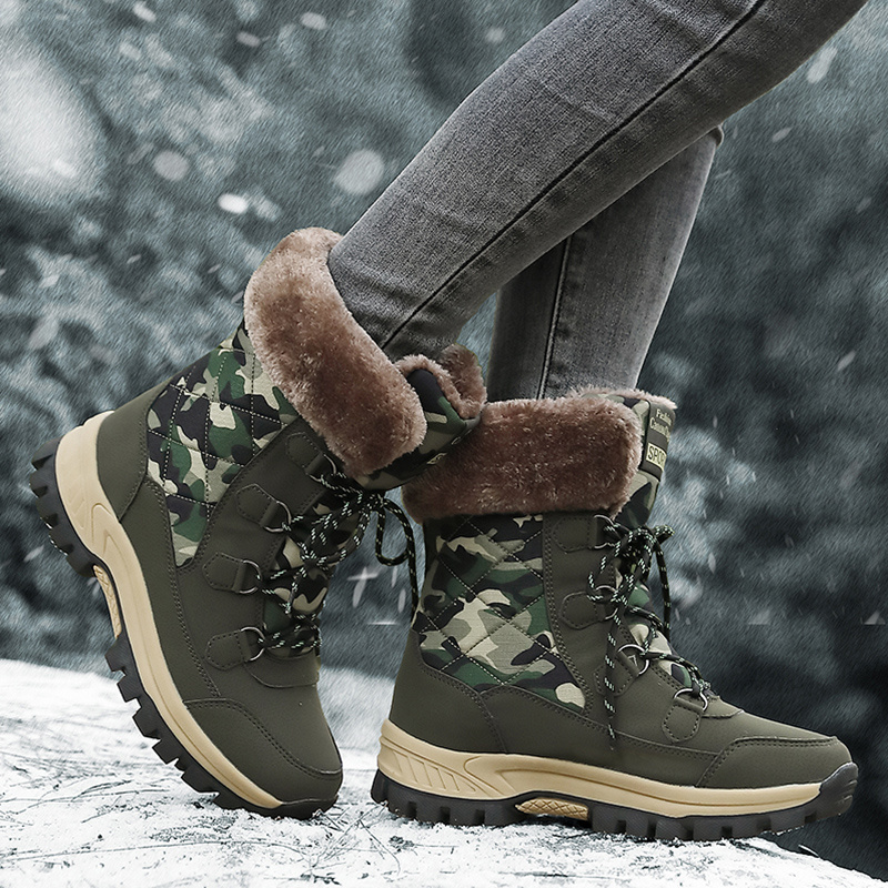 Womens camo 2024 waterproof boots