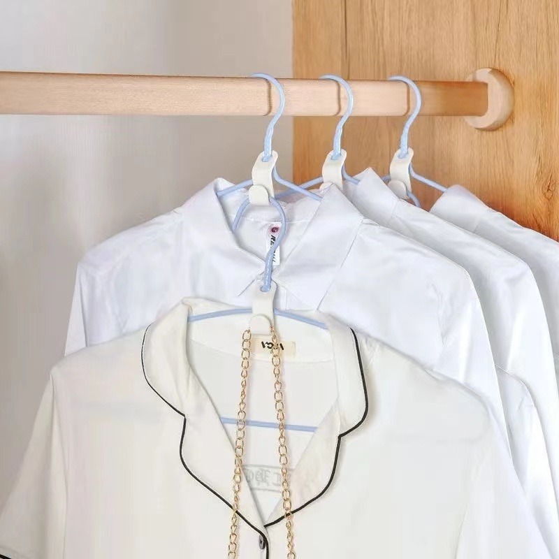 Clothes hanger connecting buckle multifunctional wardrobe clothes hanger  hook storage and finishing plastic connecting hook 