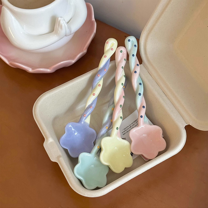 1 Set Random Color Candy-colored Creative Ice Cream Shaped Plastic Bowl For  Dessert Or Ice Cream, Kids' Double-layer Heat-insulated And Anti-fall Bowl  Spoon Set