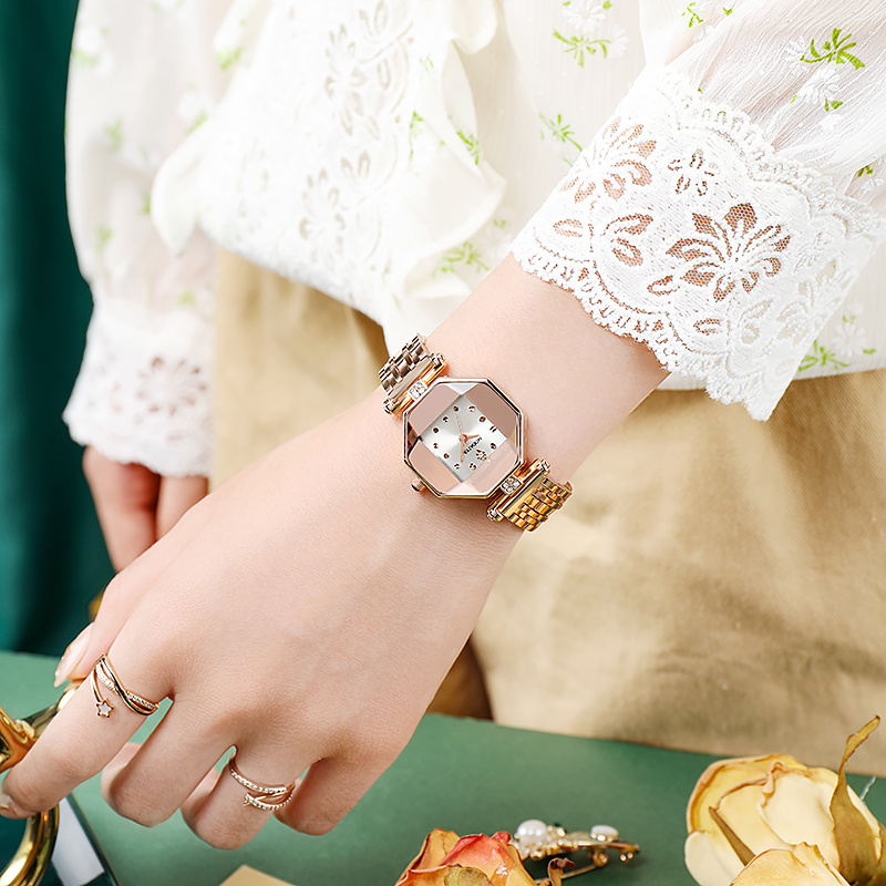 女性用腕時計 高級ラインストーン クォーツ時計 エレガントなポリゴン ポインター アナログ腕時計 - Temu Japan
