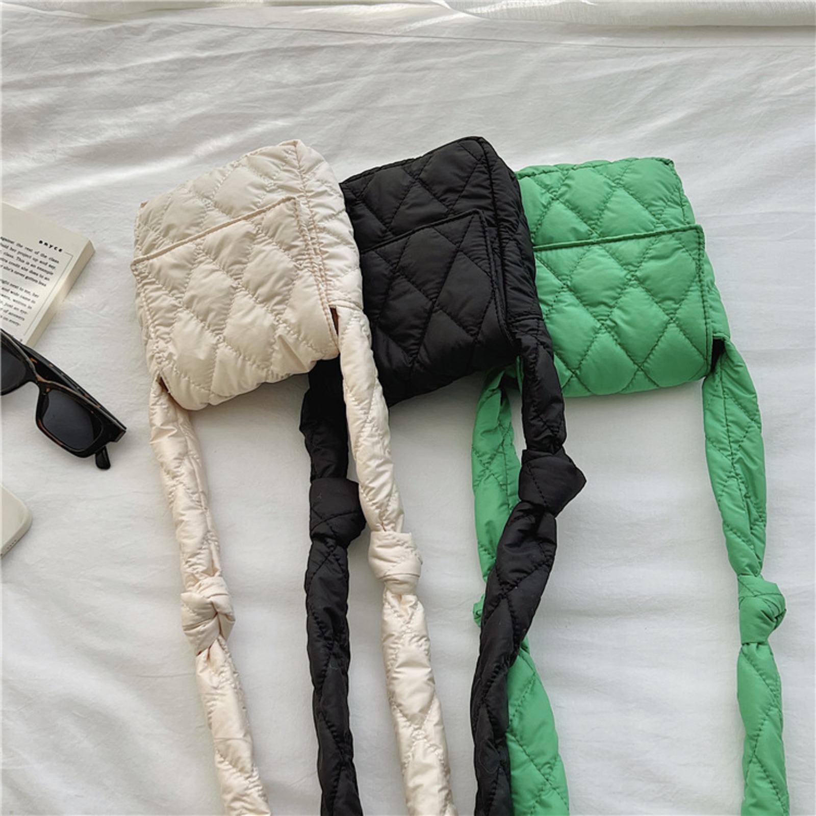 ☑️Coded Japan Ukay Taurine 2 way bag, Women's Fashion, Bags